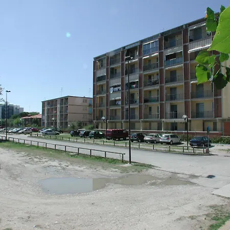 Aurora Llido Degli Estensi