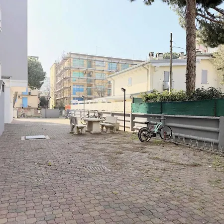 Διαμέρισμα Aurora Llido Degli Estensi