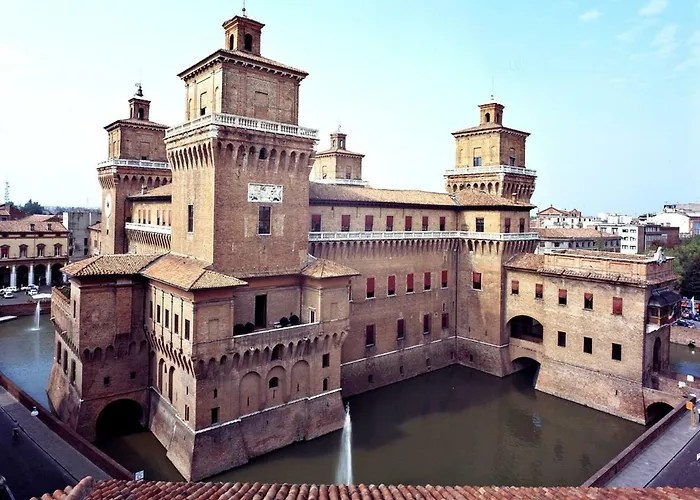 Aurora リド・デッリ・エステンシ